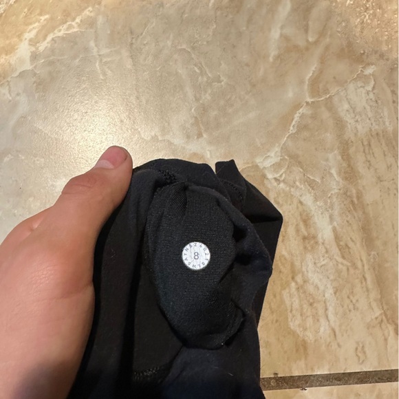 Black Lululemon Align Leggings Size 8 - Picture 3 of 4